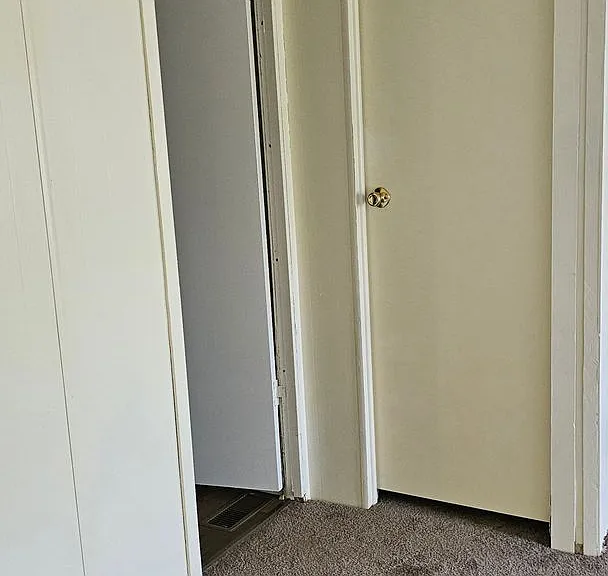 108 Davis Rd E — Photo 17