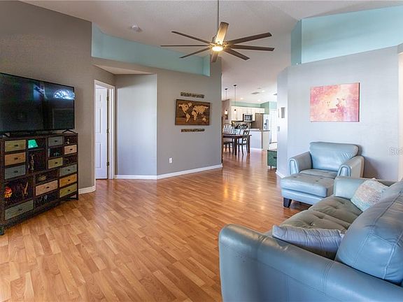 5th image of 336 Canary Island Cir