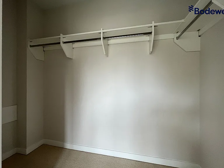 711 Breslay St #301 — Photo 11