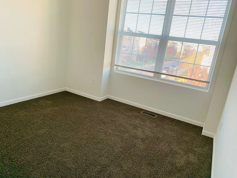 44525 Gwinnett Loop — Photo 12