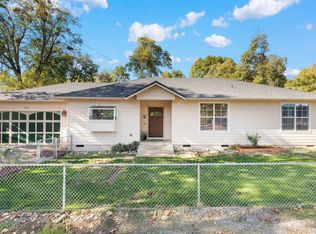 740 S Shasta Ave, Eagle Point, OR 97524