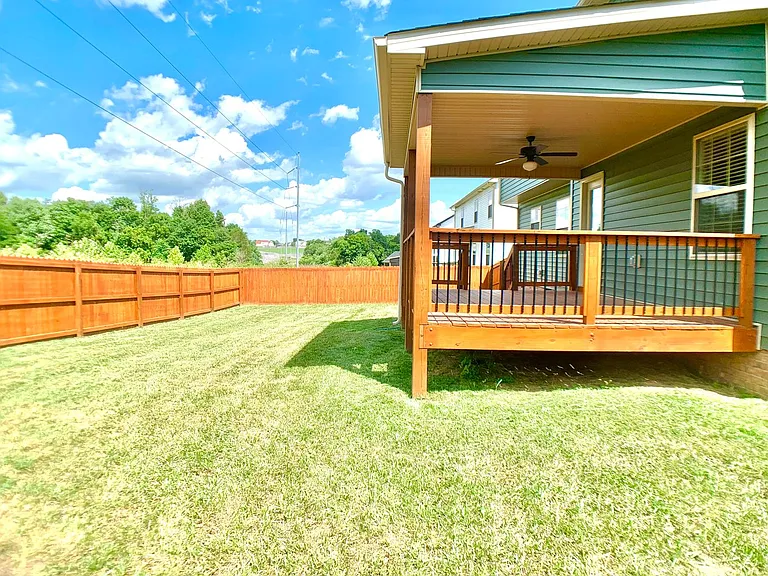 733 Banister Dr — Photo 49