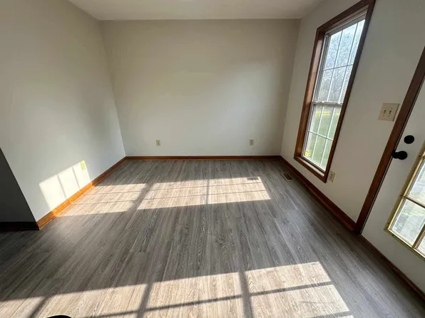 103 Gardenia Dr, Corbin, KY 40701