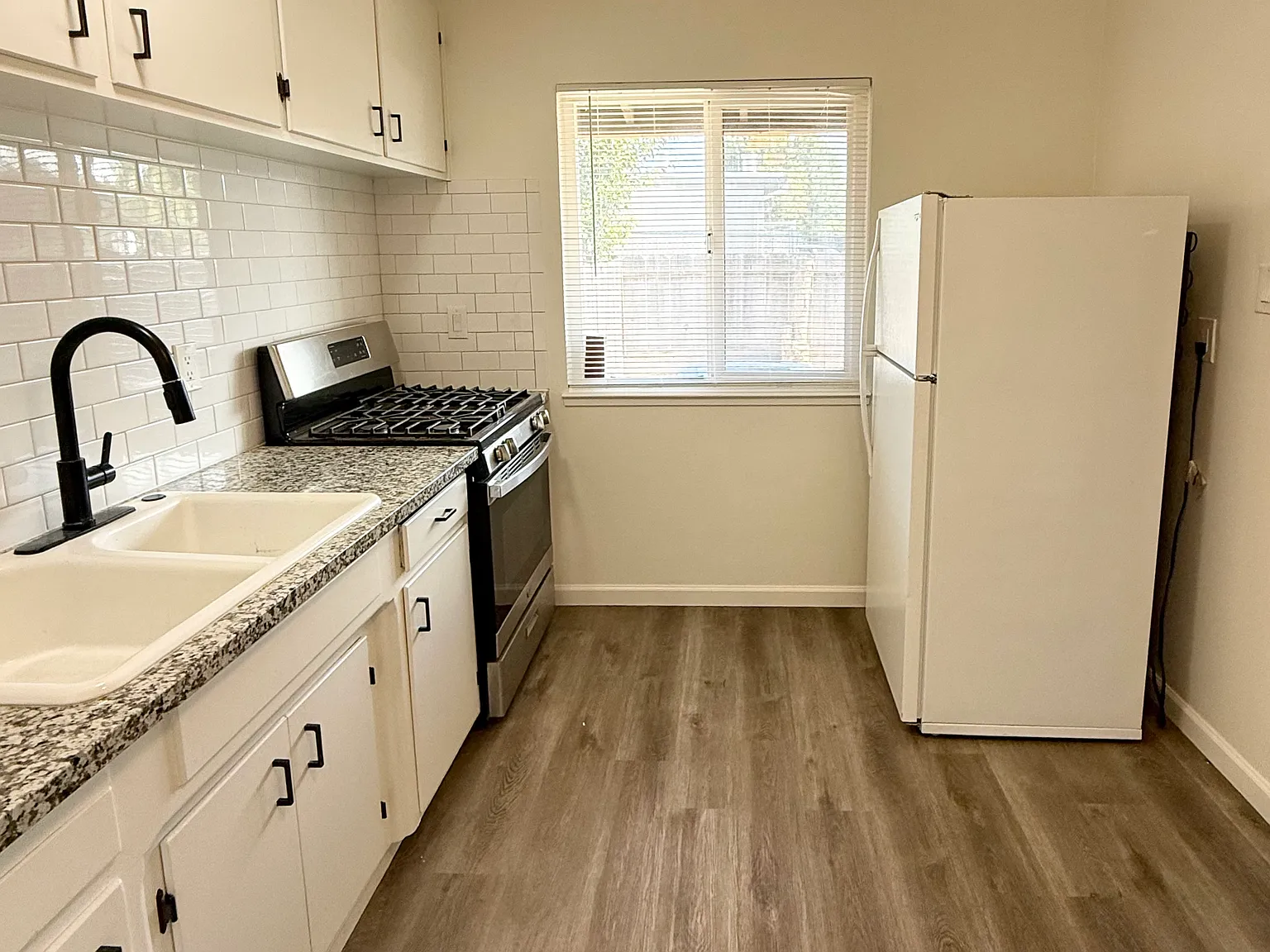 Finney Rd., 4431 (J) - 1 — Photo 4