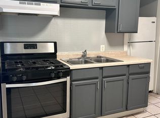 111-113 Iowa Ave, Joliet, IL 60433