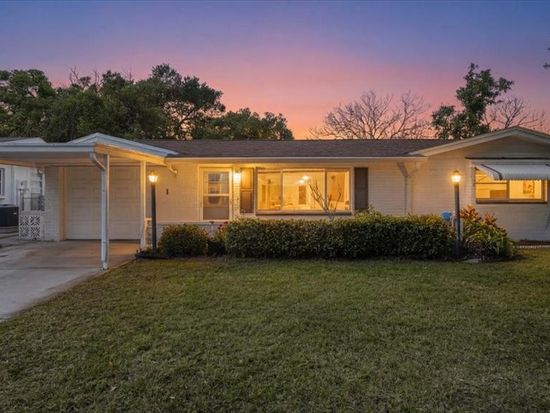 10921 Manchester Rd, Port Richey, FL 34668