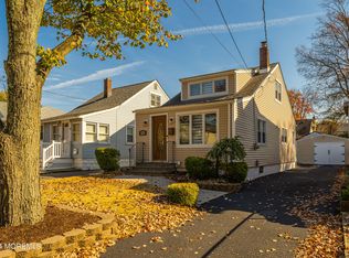 13 Ocean Blvd, Keyport, NJ 07735