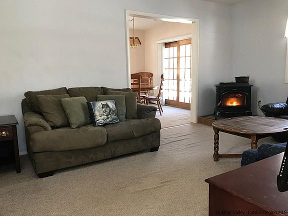 4th image of 336 Lake Ave