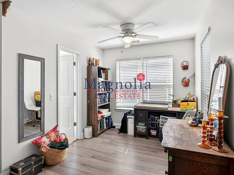 268 Scarlett Ln — Photo 17