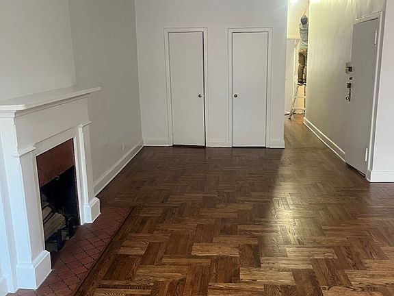 3rd image of 54 E 91st St #2
