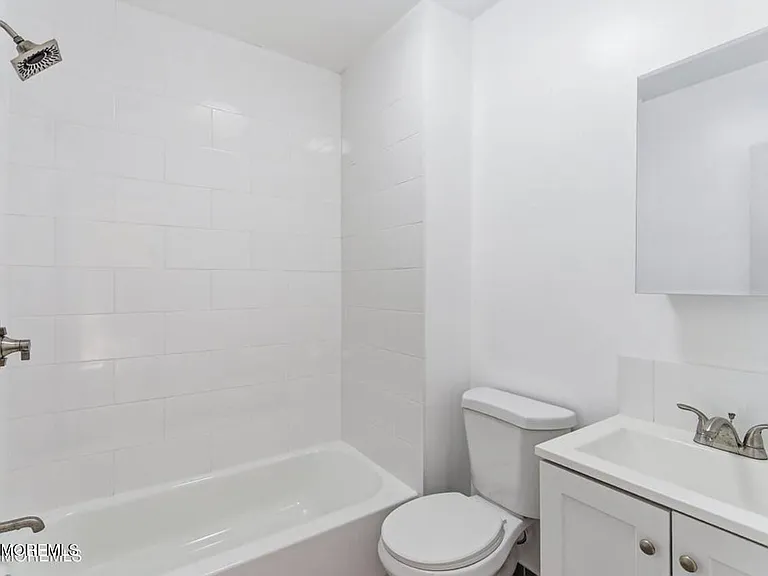 40 Twilight Ave #2 — Photo 12