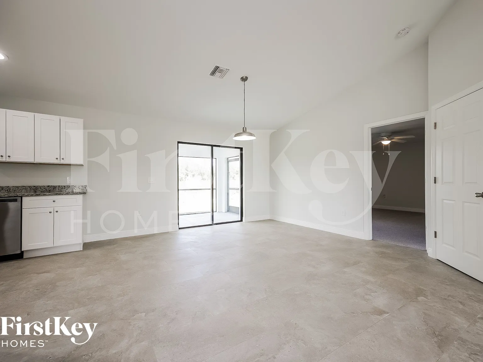 4 bed, 2.0 bath, 1652 sqft, $1,965 — Photo 4