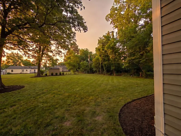 518 Burlington Cir — Photo 7