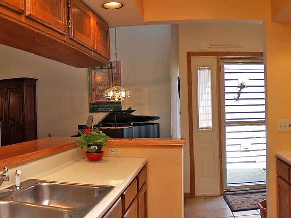 5th image of 1807 Glenwood Oaks Ct