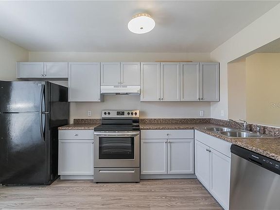 4th image of 2055 Paprika Dr