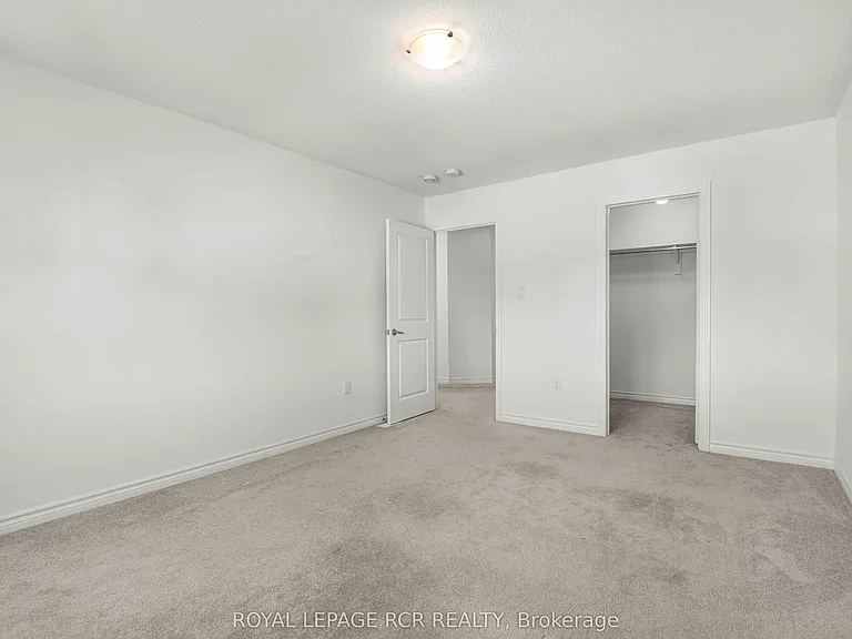 166 Seeley Ave — Photo 35