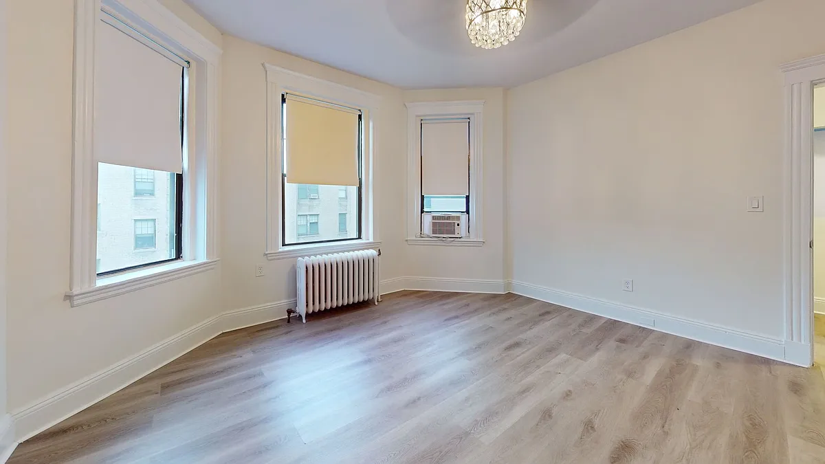 Building Photo - 374 Chestnut Hill Ave #502