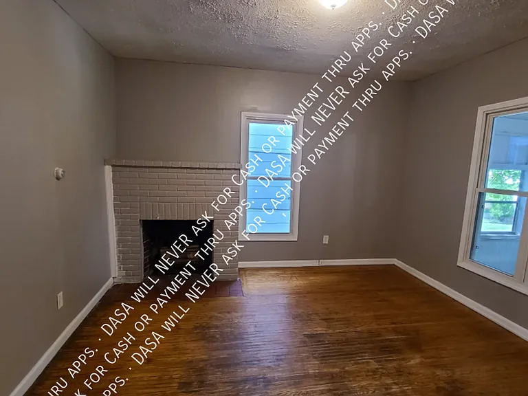 9 Emanon St #LOWER — Photo 5