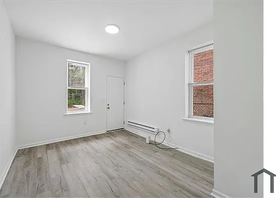 5026 Aspen St — Photo 10