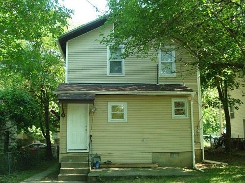3rd image of 3517 W Hillcrest Ave