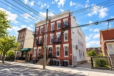 1462 66th Street