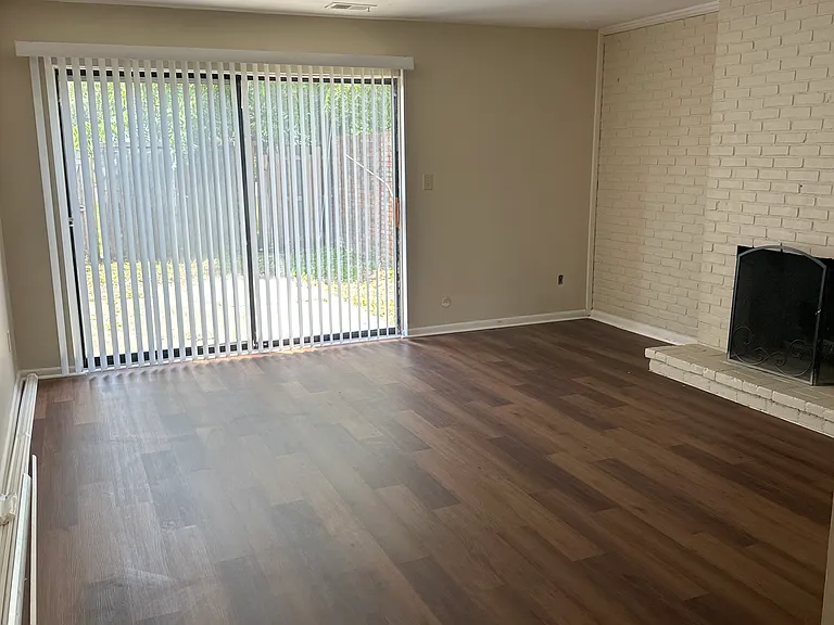 7380 Country Brook Dr — Photo 8