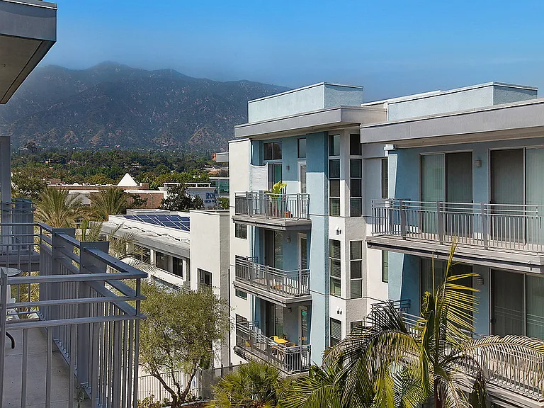 The Stuart at Sierra Madre Villa — Photo 44