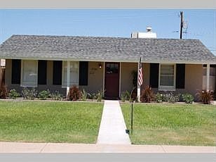 1st image of 2734 E Amelia Ave