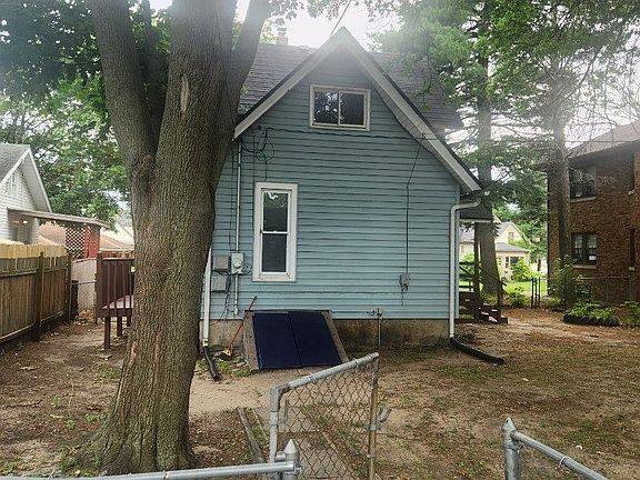 5th image of 1518 9th Ave