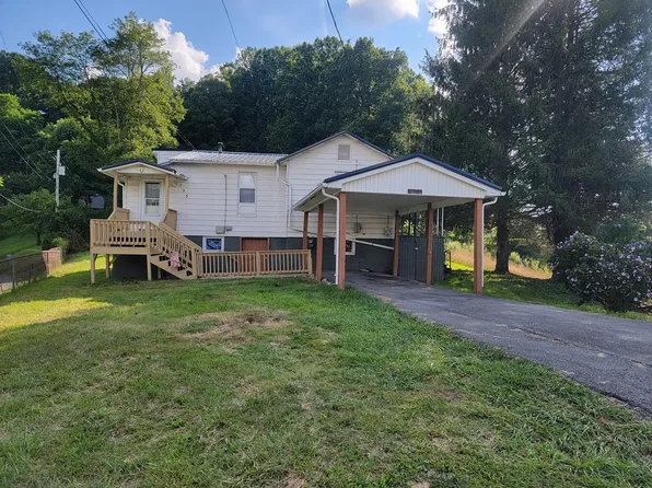 205 Carl Jones Dr, Beckley, WV 25801