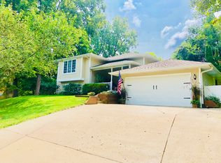 222 W Rutledge Ave, Petersburg, IL 62675