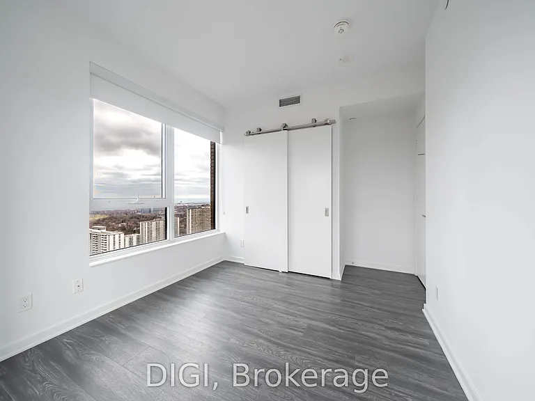 25 Selby St #1504 — Photo 11
