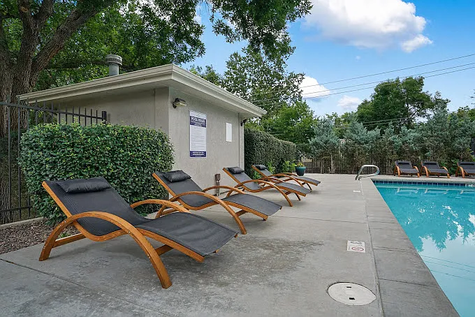 The Meridian at Lakewood — Photo 3