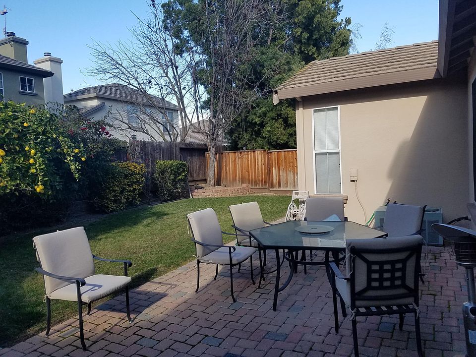 1st image of 1521 Bergerac Dr