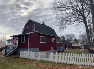 169 Misty Ln, Middlesex, NJ 08846