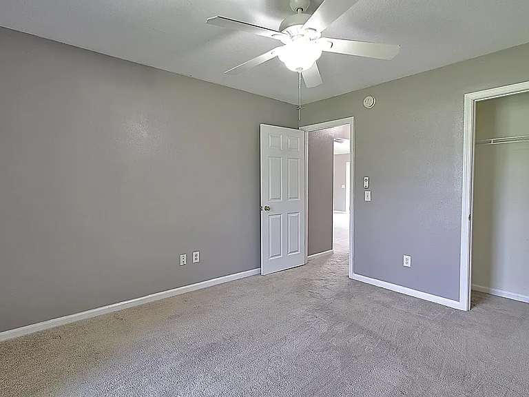 403 Banks St — Photo 19
