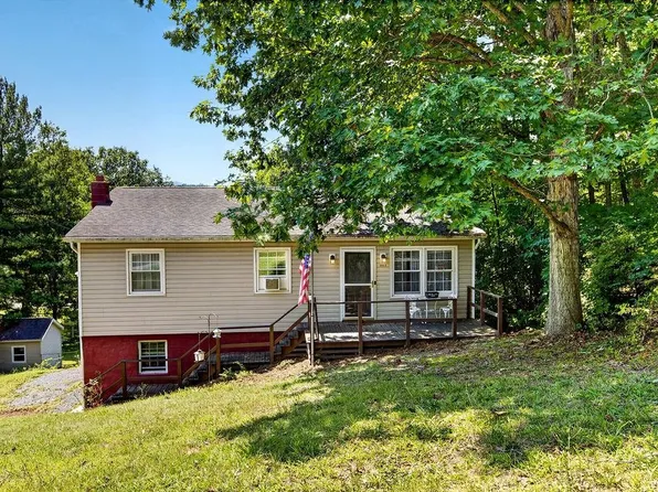 1513 Shenandoah Ave, Waynesboro, VA 22980