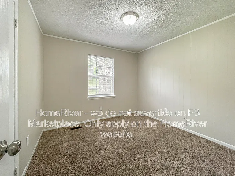 600 20th Ct NE — Photo 10