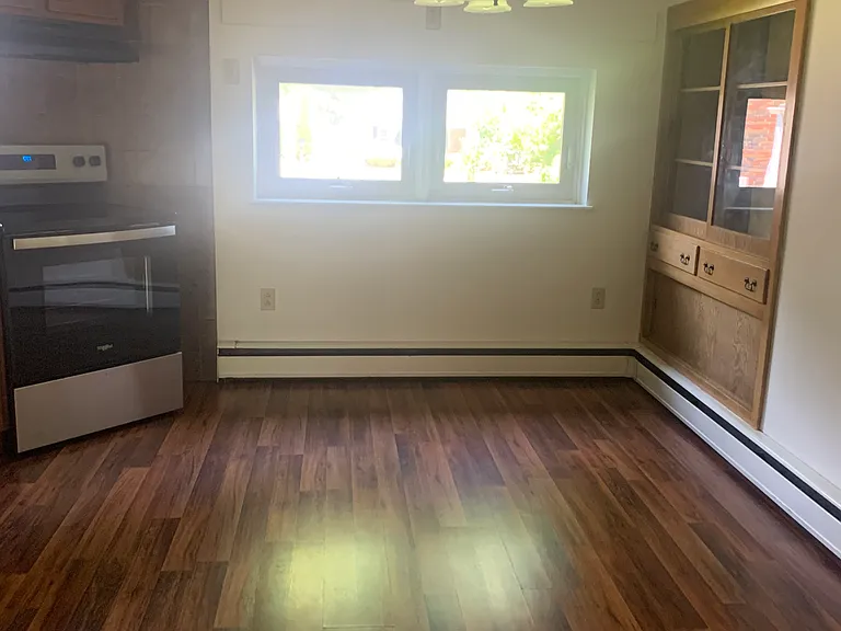 626 Franklin St — Photo 4