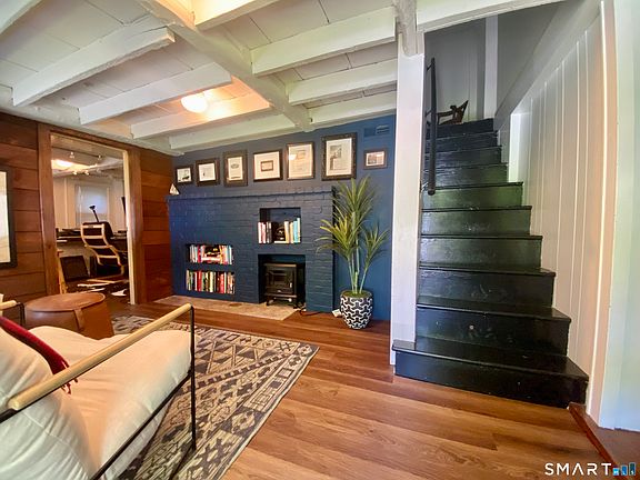 4th image of 204 Mather Street