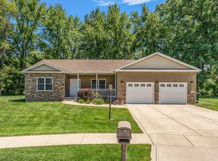 249 Lake Park Rd, Burns Harbor, IN 46304