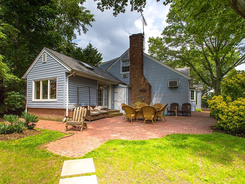 1st image of 7 Wagon Ln