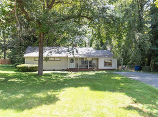 114 Clarendon Cres, Raleigh, NC 27610