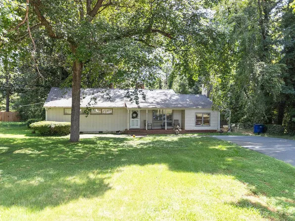 114 Clarendon Cres, Raleigh, NC 27610