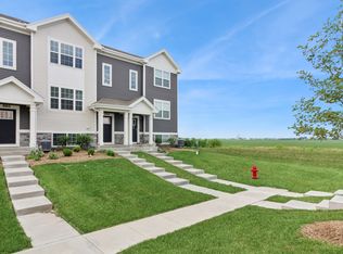 862 Briar Glen Ct, Hampshire, IL 60140