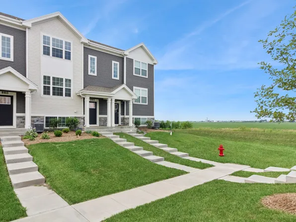 862 Briar Glen Ct, Hampshire, IL 60140