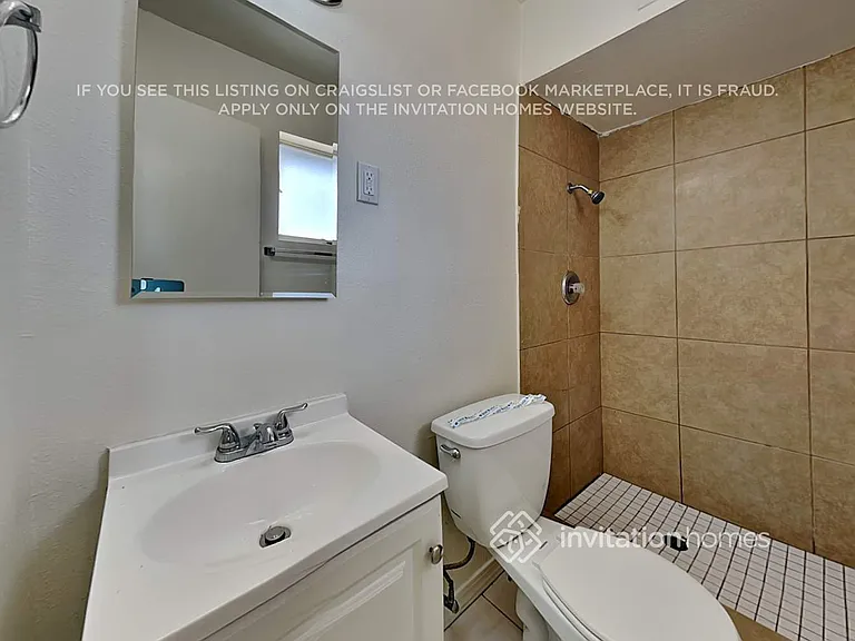 5611 N 65th Ave — Photo 19