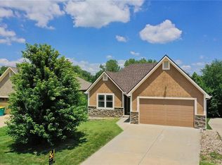 13770 Valleyview Way, Bonner Springs, KS 66012