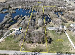 Schaller Rd, Lenzburg, IL 62255