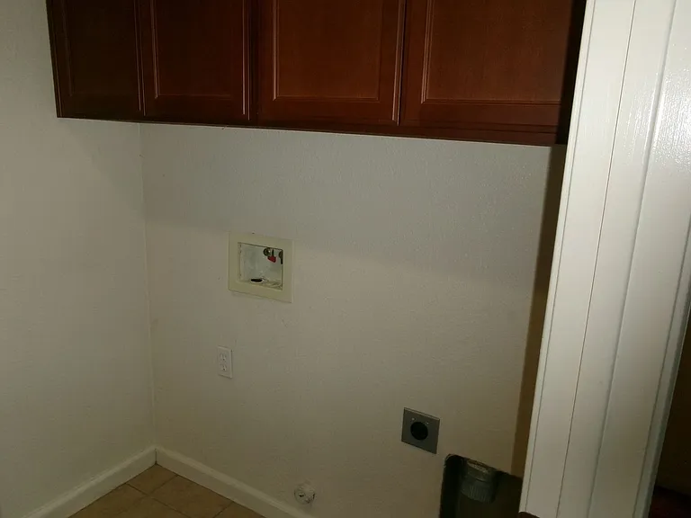 1508 Beck Cir — Photo 15